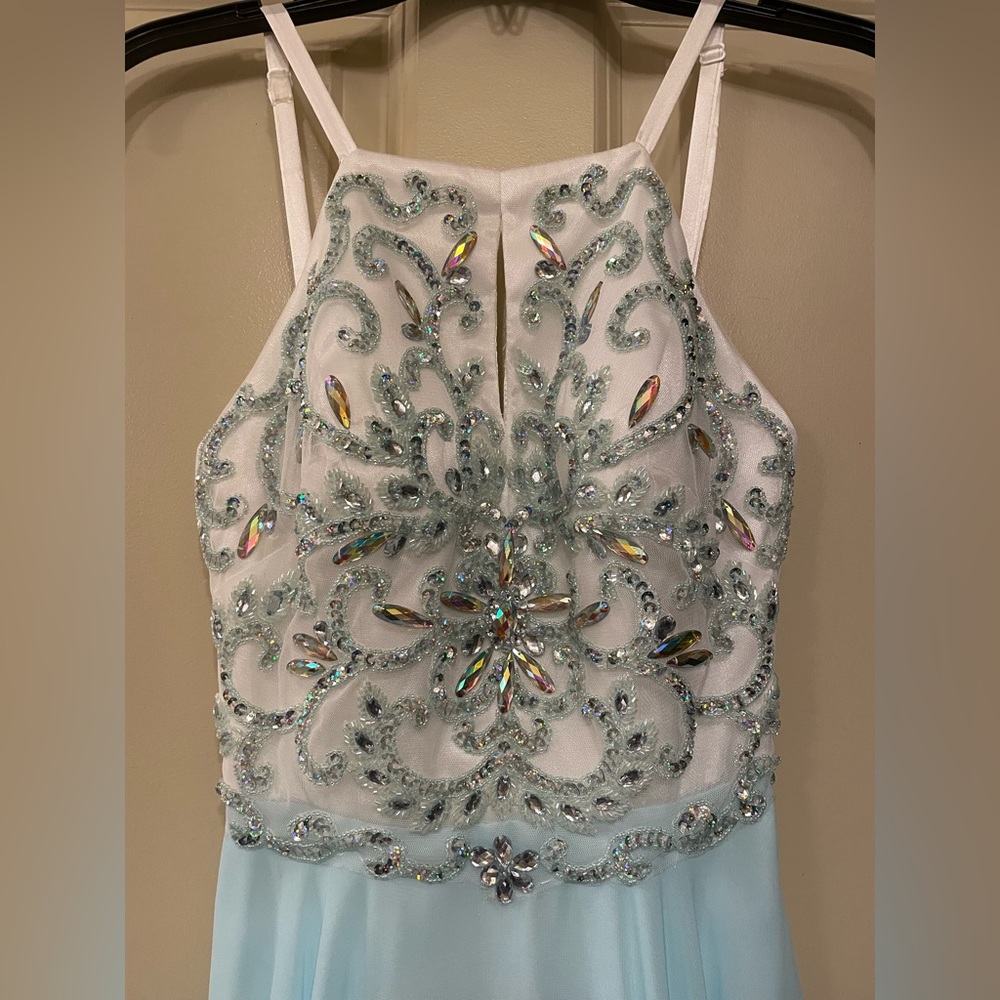 Escape Keyhole Light Blue Dress